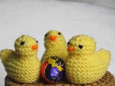 Clare's Knitted Chicks.jpg